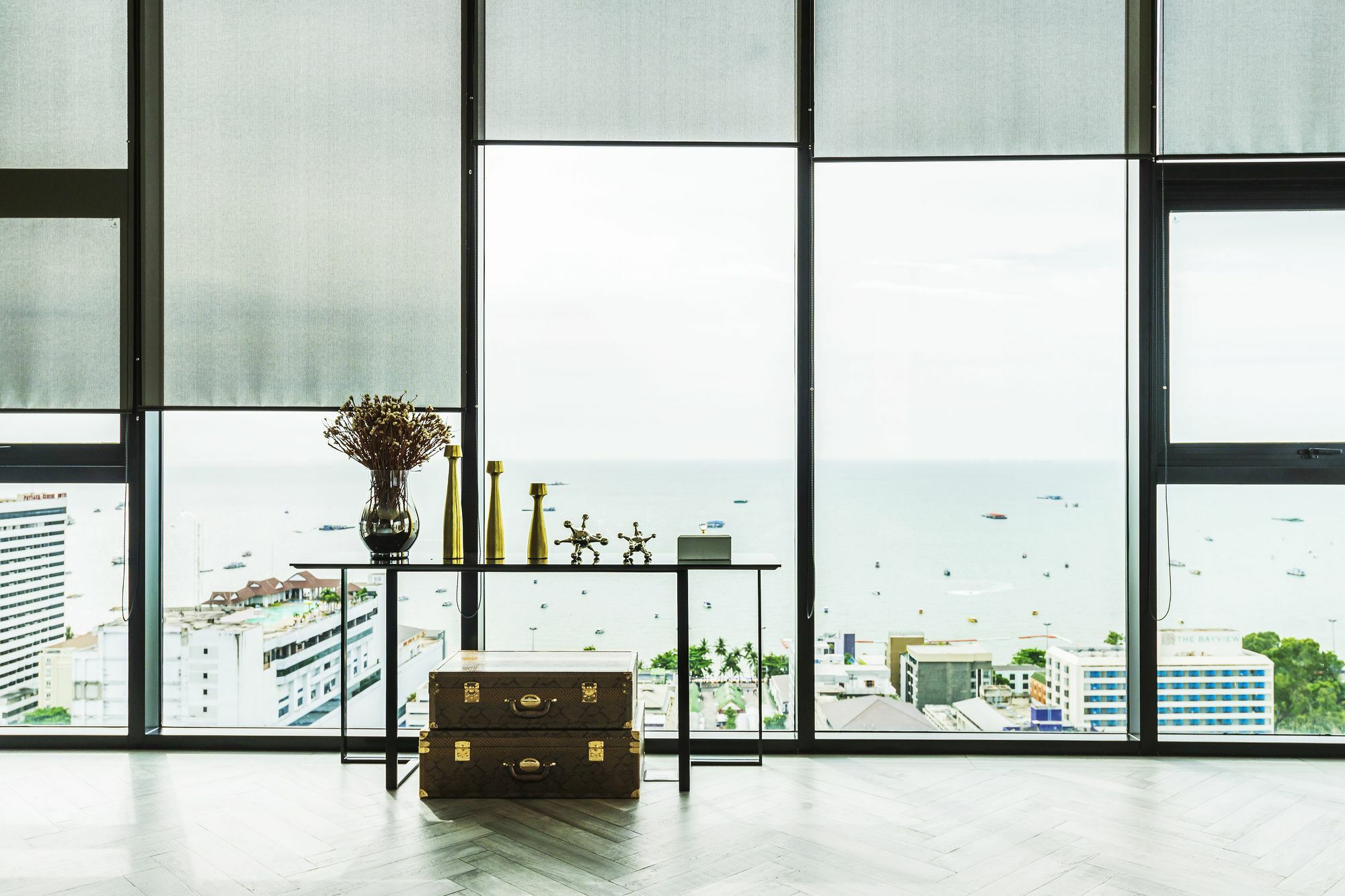 Favstay - The Base Central Pattaya Exterior photo